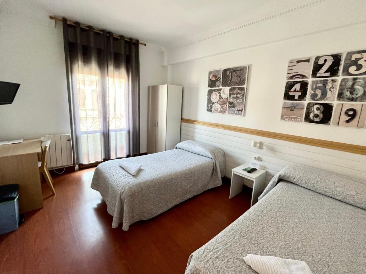 Montero Sestao Bilbao Hotel Trapagaran ภายนอก รูปภาพ